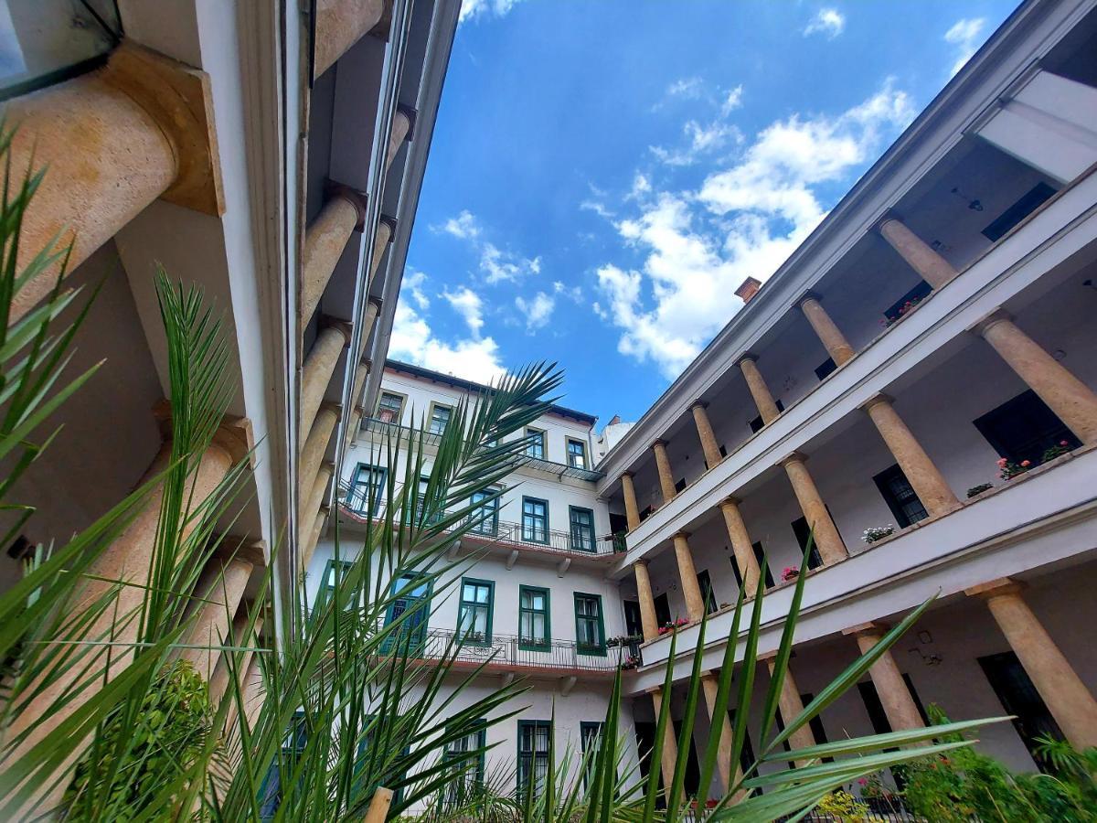 Home City Center Terrace Apartment Budapest Exterior photo
