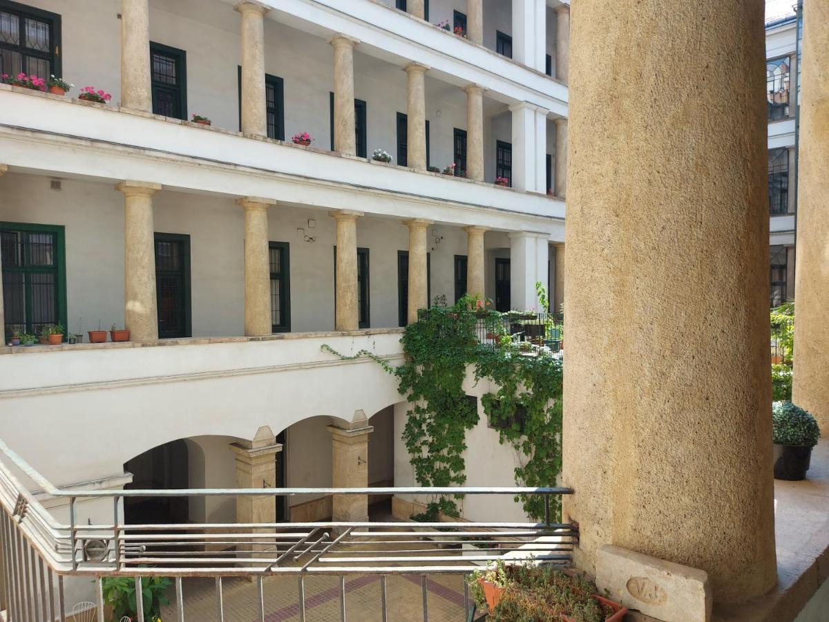 Home City Center Terrace Apartment Budapest Exterior photo