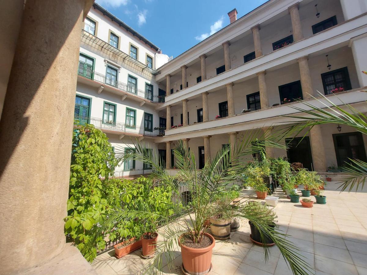 Home City Center Terrace Apartment Budapest Exterior photo
