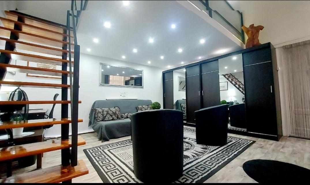 Home City Center Terrace Apartment Budapest Exterior photo